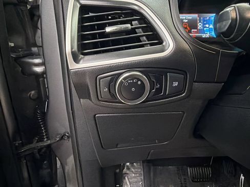 Used 2024 Ford Edge SEL AWD/4WD image 30