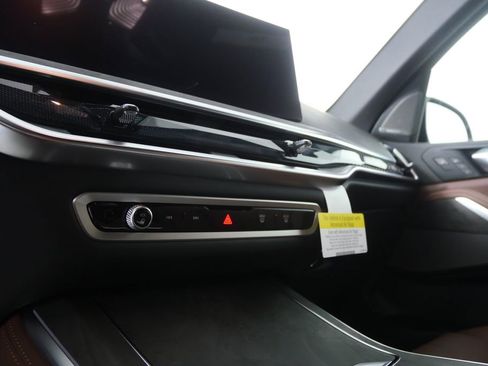 New 2026 BMW X5 sDrive40i w/ M Sport Package RWD image 21