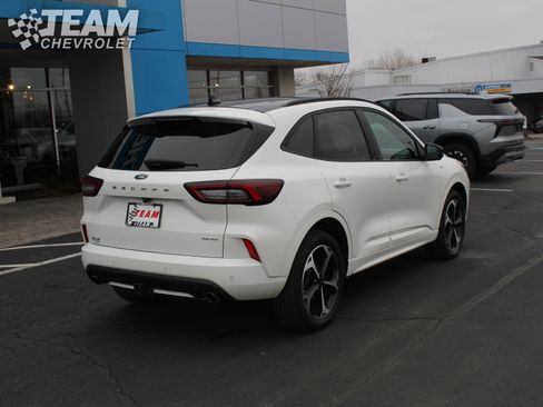 Used 2023 Ford Escape ST-Line Select w/ Tech Pack #2 image 4