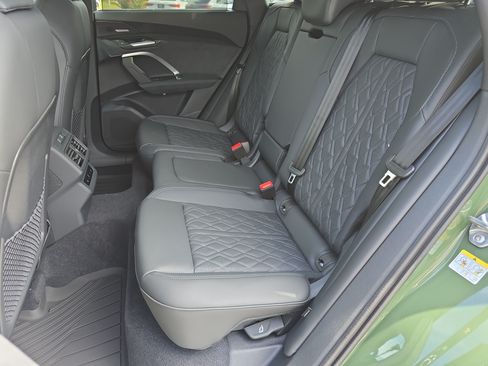 New 2026 Audi SQ5 Prestige AWD/4WD image 14