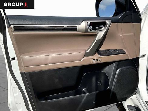 Certified 2020 Lexus GX 460 Premium AWD/4WD image 19