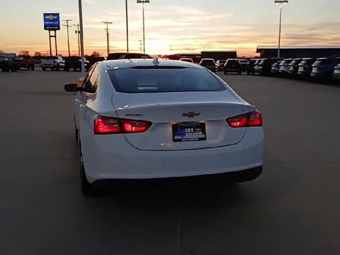Certified 2025 Chevrolet Malibu LT image 7