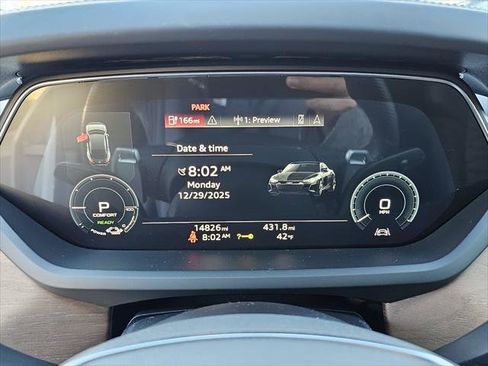 Used 2023 Audi e-tron GT Premium Plus image 13