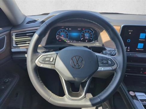 Used 2026 Volkswagen Atlas SE FWD image 22