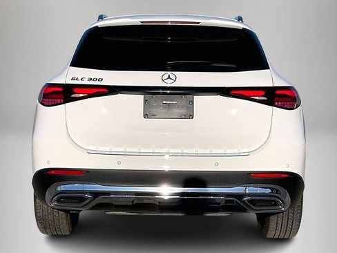 Used 2024 Mercedes-Benz GLC 300 image 6