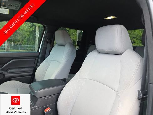 Certified 2025 Toyota Tacoma SR5 AWD/4WD image 23