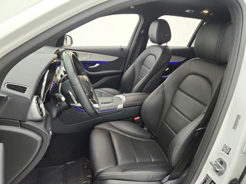 Used 2022 Mercedes-Benz GLC 300 image 15