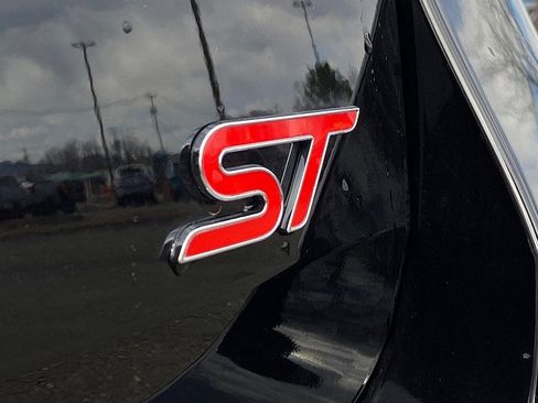 New 2026 Ford Explorer ST w/ Sun And Sound Package image 17