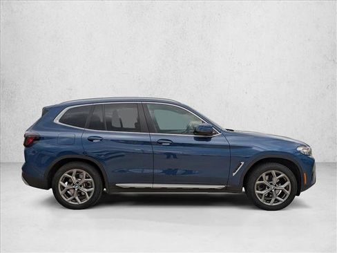 Used 2024 BMW X3 xDrive30i w/ Premium Package image 4