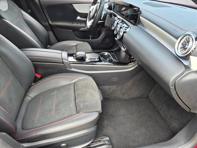 Used 2023 Mercedes-Benz CLA 250 image 20