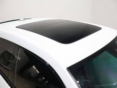 Used 2020 Lamborghini Urus image 75