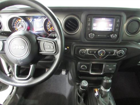 Used 2021 Jeep Wrangler Unlimited Sport image 57