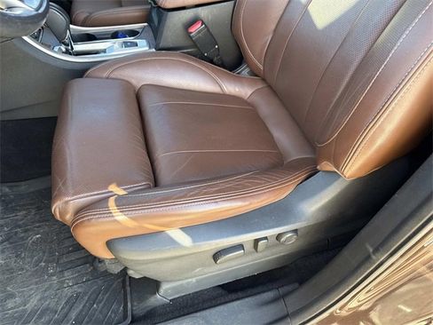 Used 2019 Subaru Ascent Touring image 14