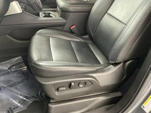 Used 2021 Chevrolet Tahoe LT w/ LT Signature Package image 8