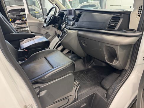 Used 2023 Ford Transit 350 DRW RWD image 9