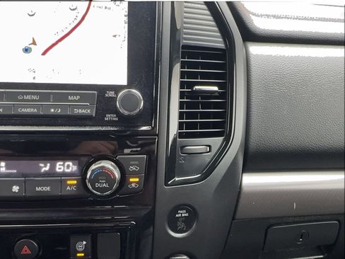 Used 2021 Nissan Titan PRO-4X AWD/4WD image 58