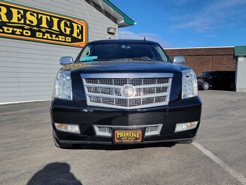 Used 2014 Cadillac Escalade ESV Platinum image 3