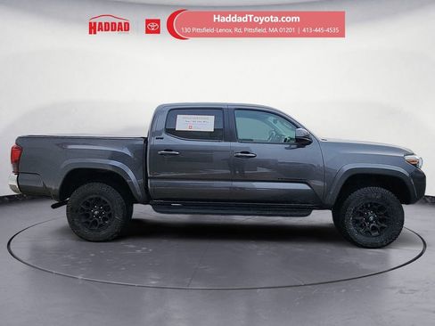 Certified 2022 Toyota Tacoma SR5 image 6