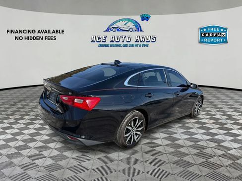 Used 2017 Chevrolet Malibu LT w/ Leather Package image 7