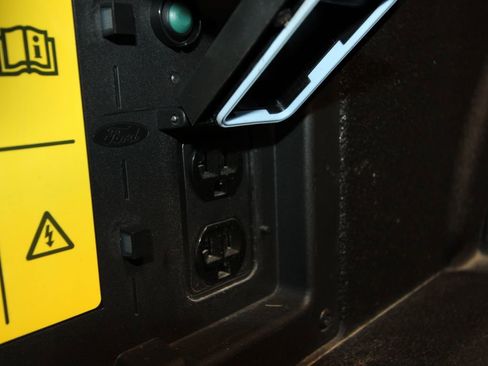 Used 2023 Ford F150 Lightning XLT image 45