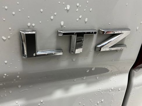 Used 2022 Chevrolet Silverado 1500 LTZ w/ LTZ Premium Package image 24