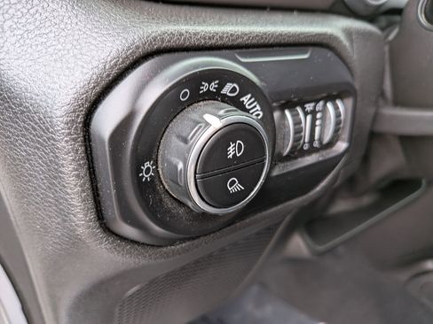 Used 2021 Jeep Gladiator Sport AWD/4WD image 15
