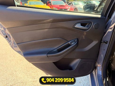 Used 2017 Ford Focus RS AWD/4WD image 32