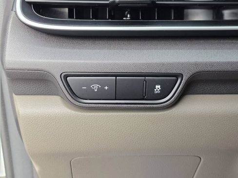 Used 2025 Kia Carnival EX FWD image 41