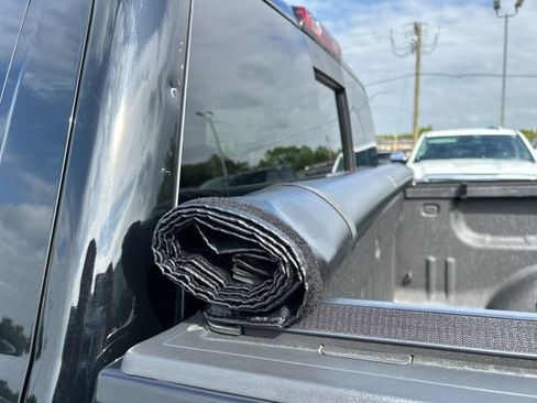 Used 2015 Chevrolet Silverado 1500 LTZ Z71 AWD/4WD image 15