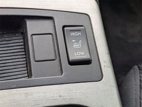 Used 2011 Subaru Outback 2.5i Premium image 25