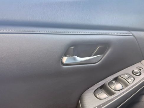 Used 2024 Nissan Sentra SV FWD image 26