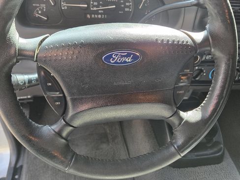 Used 2002 Ford Ranger XLT image 18