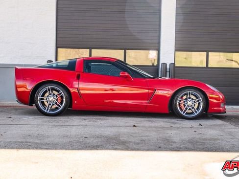 Used 2009 Chevrolet Corvette Z06 w/ Preferred Equipment Group image 14