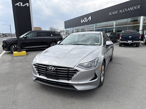 Used 2023 Hyundai Sonata SE image 8