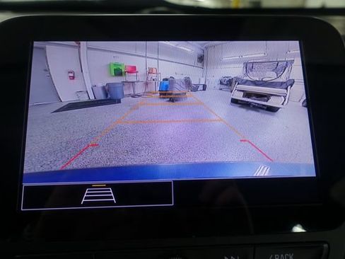 Used 2024 Chevrolet Malibu LT FWD image 16