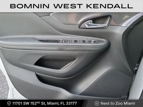 Used 2022 Buick Encore Preferred w/ Safety Package image 21