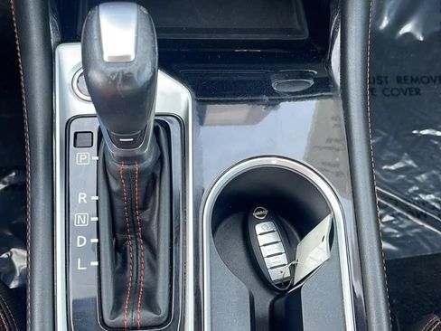 Used 2024 Nissan Altima 2.5 SR FWD image 14