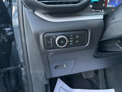 Used 2023 Ford Explorer XLT w/ Equipment Group 202A image 15