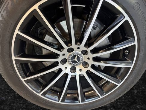 Used 2021 Mercedes-Benz GLC 300 4MATIC image 26