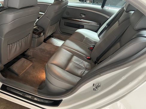 Used 2004 BMW 745Li RWD image 21