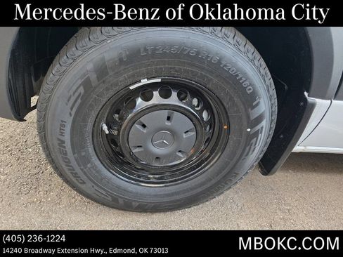 Used 2026 Mercedes-Benz Sprinter 2500 image 9