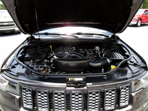 Used 2020 Jeep Grand Cherokee Altitude image 33