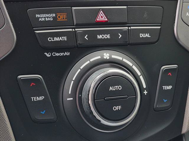 Used 2015 Hyundai Santa Fe Sport 2.0T w/ Option Group 05 AWD/4WD image 9