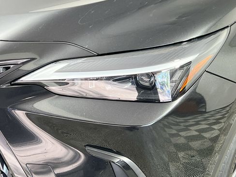 Used 2024 Lexus NX 250 FWD w/ Towing Package (2000 Lbs) image 12
