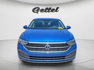 Used 2022 Volkswagen Jetta SE FWD video 2