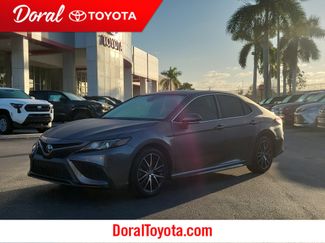 Used 2023 Toyota Camry SE video 1