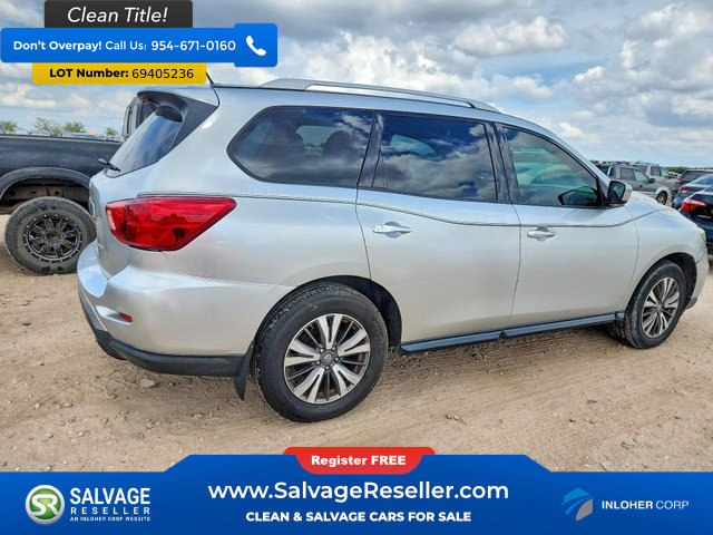 Used 2017 Nissan Pathfinder S AWD/4WD image 4