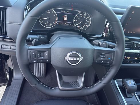 New 2026 Nissan Pathfinder SV AWD/4WD image 16