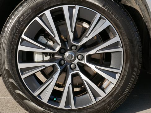 Used 2022 Volvo XC90 T6 Momentum w/ Protection Package image 19