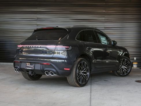 New 2026 Porsche Macan AWD/4WD image 7